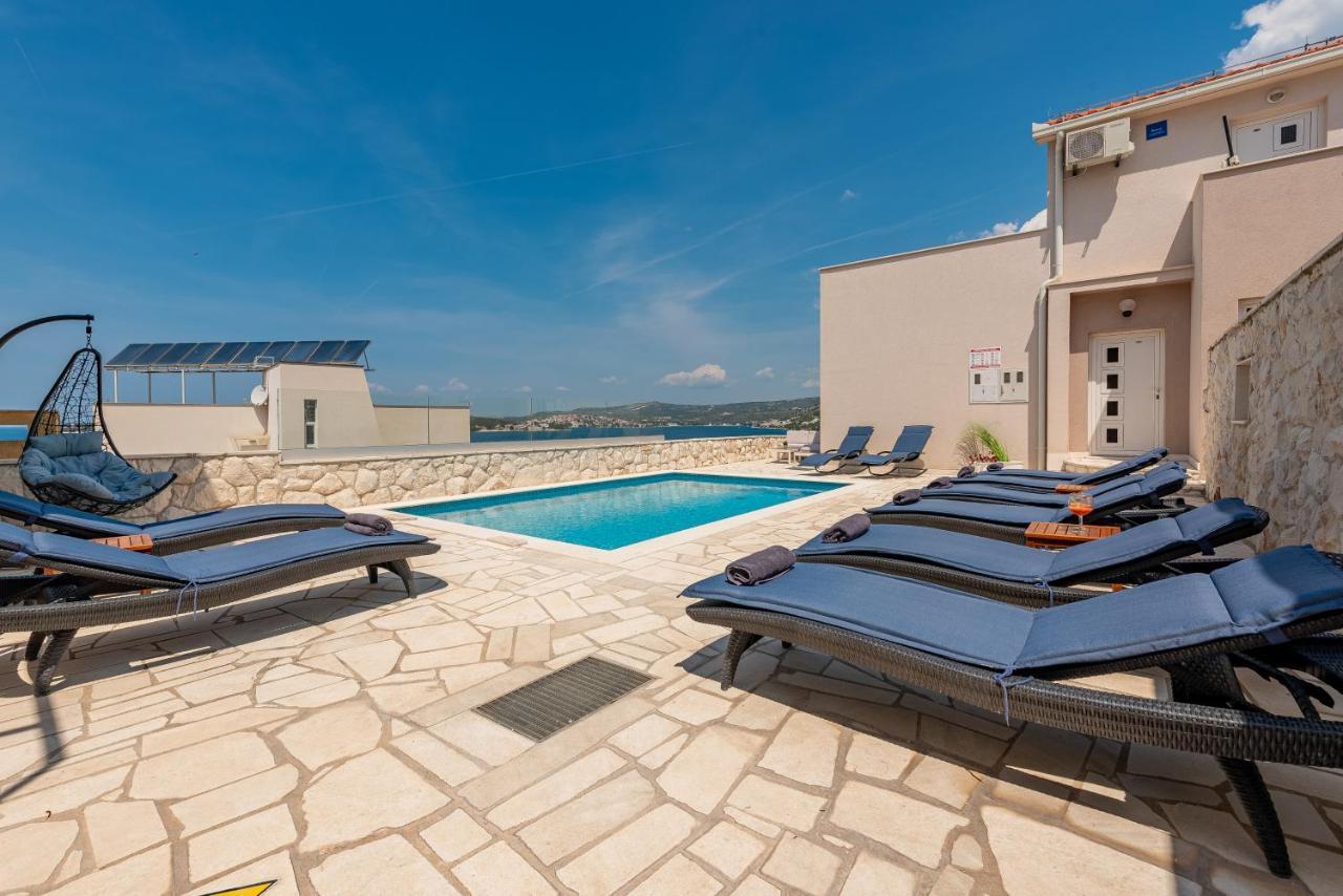 Villa Mona Apartments Ražanj Exterior foto